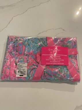 Lilly Pulitzer Makeup Brush and Case Set